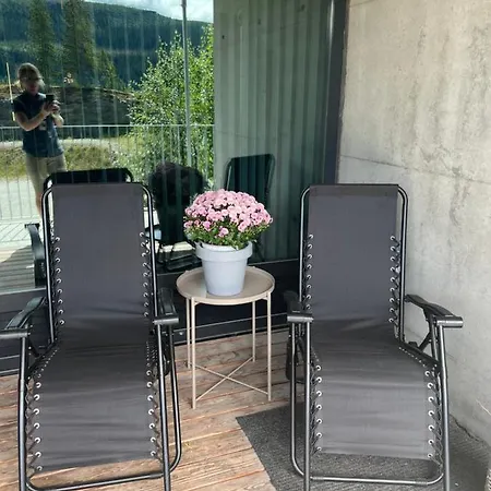 Fin Ca 30 Min Med Bil Til Hunderfossen Favang